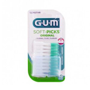 Ένα πακέτο GUM Soft Picks Original Regular/Medium, με 40 μαλακές επιλογές για βέλτιστη οδοντιατρική φροντίδα, όλα σε μια κομψή λευκή και πράσινη συσκευασία.