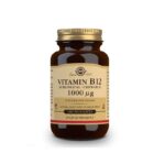 Το υπογλώσσιο μασώμενο συμπλήρωμα Solgar Vitamin B-12 1000 μg διατίθεται σε καφέ μπουκάλι με 100 ψήγματα φιλικά προς τους vegan.