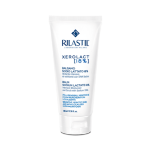 Το Rilastil Xerolact Balm 18% Sodium Lactate, διαθέσιμο σε λευκό σωληνάριο 100 ml με μπλε κείμενο, είναι ειδικά σχεδιασμένο για ευαίσθητο δέρμα.