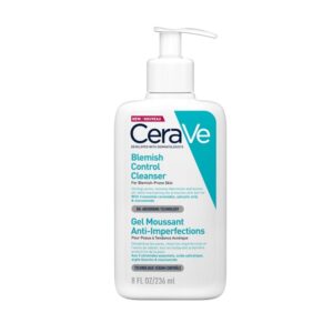 Μπουκάλι CeraVe Blemish Control Cleanser 236 ml με δοσομετρητή αντλίας για εύκολη και ακριβή εφαρμογή.