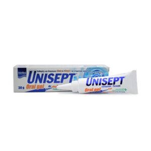 Ένα σωληνάριο και κουτί Intermed Unisept Oral Gel 30 g, ιατρικό προϊόν για στοματική φροντίδα, τοποθετημένο σε λευκό φόντο.