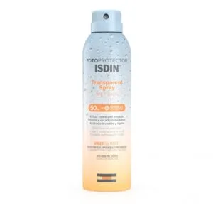 Ένα μπουκάλι 250 ml ISDIN Transparent Spray Wet Skin SPF50 παρέχει άμεση απορρόφηση και αόρατο φινίρισμα, καθιστώντας το ιδανικό για χρήση σε βρεγμένο δέρμα.