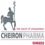 Λογότυπο Cheiron Pharma: Ένας κένταυρος που κρατά ένα ραβδί, συνοδευόμενος από το tagline "The Touch of Uniqueness.