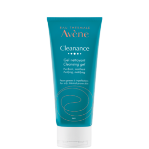 Ένα σωληνάριο 200 ml Avene Cleanance Gel Nettoyant για λιπαρό δέρμα με τάση για ατέλειες, με κείμενο στα γαλλικά και στα αγγλικά.