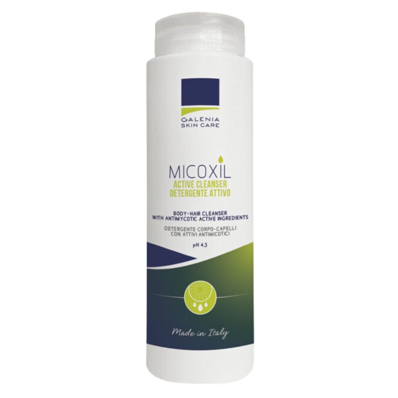 Ένα μπουκάλι 250 ml Micoxil Active Cleanser Body & Hair, εμποτισμένο με αντιμικροβιακά συστατικά και με περήφανη σήμανση "Made in Italy".