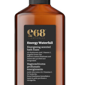 Το e68 Energy Waterfall – Energizing Scented Bath Foam διατίθεται σε κεχριμπαρένιο μπουκάλι 400ml με μαύρη ετικέτα και καπάκι.