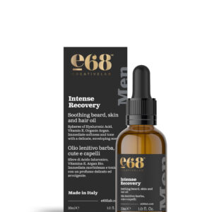 Το e68 Intense Recovery – Καταπραϋντικό λάδι για γένια, τριχωτό της κεφαλής και μαλλιά 30ml σε καφέ γυάλινο σταγονόμετρο και κουτί παρέχει απόλυτη θρέψη για το δέρμα και τα μαλλιά.
