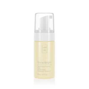 Lavish Care Shine Bright Cleansing Foam