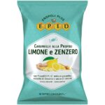 Ένα πετρόλ σακουλάκι με Specchiasol Epid® Caramelle Alla Propoli Limone e Zenzero 67g, με εικόνες από φέτες λεμονιού και τζίντζερ στο μπροστινό μέρος.